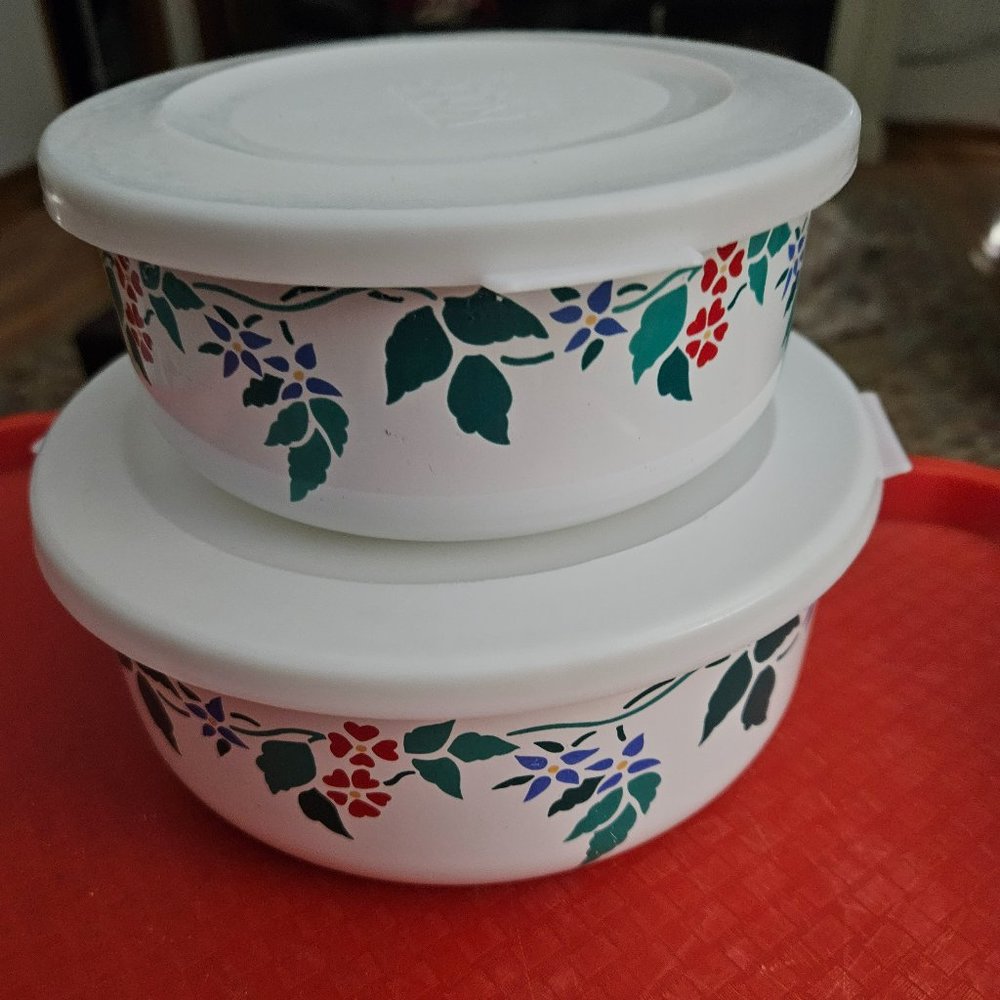 set of two vintage Kobe mixing storage bowls with lids
